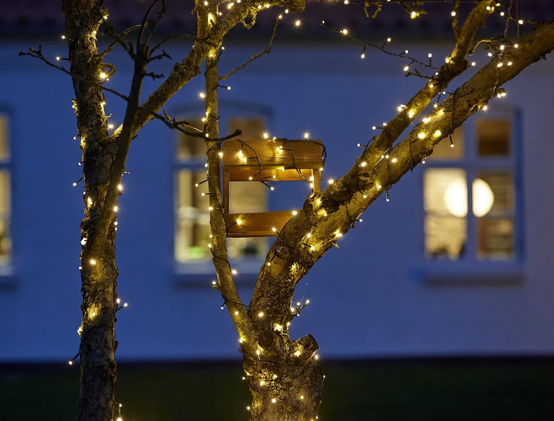 Guirnalda Solar Decorativa 25 m – Luz Ámbar